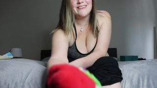 xxx video clip 33 Goddess Lisa Lux – Sweaty Socks And Feet | dirty talk | fetish porn femdom dentist-5