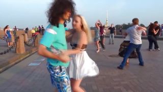 fly-skirt-wind-loves-street-dancing-6