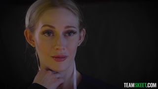 Emma Starletto, Ophelia Kaan - The Arrangement Part 1 - Teen-1