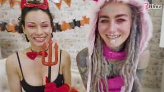 2023-10-19 Anuskatzz And Stacy Bloom Scarry Halloween Full HD - Z - Filmz - Originals - Filmz-0