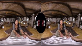 Online porn - VirtualTaboo presents Veronica Avluv in Tea And Squirt Time With Mom – 13.09.2019 virtual reality-1