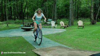 2 AMBER MALE GETS IN THE WAY OF ANGRY GIRL BICYCLIST SEE ...-7