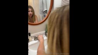 Jess Cromwell (thePrincessJess) Bathroom BG Sextape Onlyfans (Amateur porn)-4