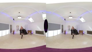 Mistress Sidonia ﻿The English Mansion My Cruel Single-Tail Whip Vr (Virtual Reality)-3