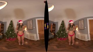 Make Christmas Cum Early In 3D Virtual Reality-2