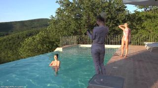 InTheCrack E(1905) Candice Demellza And Casey Norhman Umbria BTS XXX 1080p MP...-1