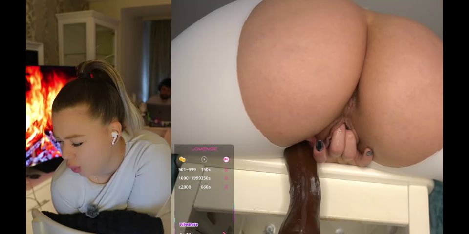 4K Porn Dani Valentina - Come Help Wash My Tits Dani Valentina