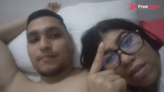 [GetFreeDays.com] Pareja colombiana coquetea mientras hablan sobre trabajo. Amateur homemade COLOMBIA Porn Leak April 2023-9