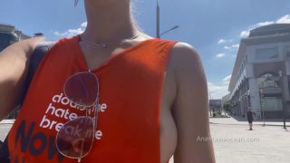 Flashing Boobs Walk In The City 1080p-3