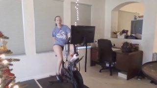 brittibratti 2023-12-01 Stream started at 12012023 0139 pm  Happy Friday!-4