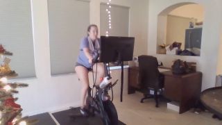 brittibratti 2023-12-01 Stream started at 12012023 0139 pm  Happy Friday!-8