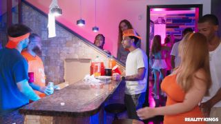 Zoey uso, rocket powers - fucking at the frat - Big dick-6