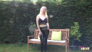 Blondehexe - Mit Plug im Po gefickt 720P - Germany-0