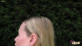 Blondehexe - Mit Plug im Po gefickt 720P - Germany-7