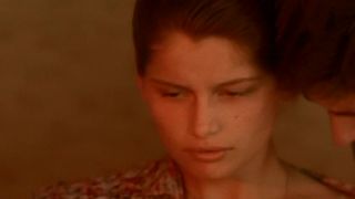 Laetitia Casta - La bicyclette bleue (2000) HD 720p!!!-4