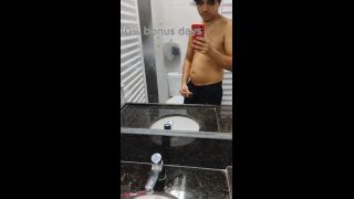 [GetFreeDays.com] batendo punheta na empresa no ultimo dia de trabalho Sex Video October 2022-1