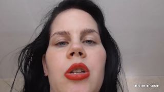 Anna Sky - A giant woman wants to eat you (Fetish porn)-9