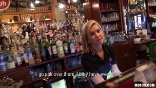 Rihanna Samuel PublicPickUps - 2012 10 01 Barmaid Got Laid 1080p-1