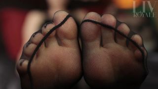 video 12 ManyVids - Liv Royale - 2018-11-02 - Edge For My Stocking Feet - Original File - 1080P - 30 Fps - AVC - AAC - 1080p - amateur porn violent femdom-9