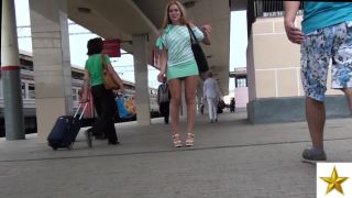 Amateur Upskirt Action 1042-0