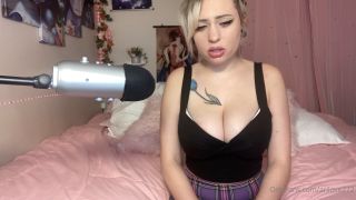 AriLove Ever Thought About Being Able To Control Every Move Your Mom Makes (Funny porn)-1