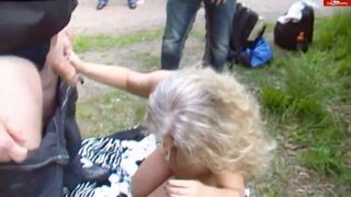 [K2S.CLUB] RosellaExtrem - Brutaler-Outdoor Kehlenfick mit Squirt - Rastplatz - HD 720P-9