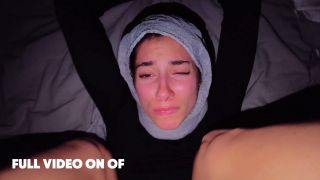 Video My Sisters Muslim Friend Snuck Into My Room LilmissG 1080p Fu...-7