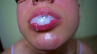 SCHOOLGIRL WITH GLASSES MAKES BLOWJOB CUM INSIDE CHEEKS TOUCHES FORESKIN Amateur!-9