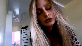 Naughty Girl Knows How To Negotiate 1080p-3