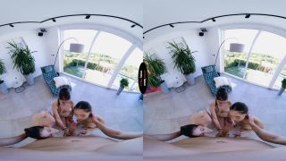 Summer Heat In Our Panties - Kwini Kim, Funky Town, Sooky...-3