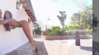 Linsey Dawn McKenzie Spiderweb Bikini 1 - Solo-0