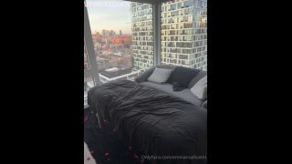 EMMANUEL LUSTIN, NEW Ebony OnlyFans Girl Emmanuellustin Teases in Green Bikini Showing Curvy Body and Big Booty Near City Skyline  real fan-9