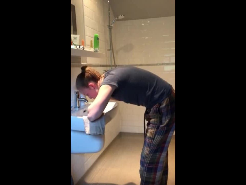   Exclusive Amateur Voyeur hz_22665 (AVI, HD, 408×724), voyeur on voyeur - voyeur - voyeur 