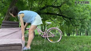 Hardcore porn Girl Masturbates And Pees In The Park  Lovina lady -0