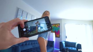 Alison Avery Stay Home Milf with in Dirty Picture - Blonde-1