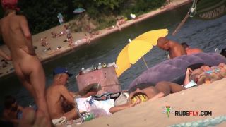 Caught cumming on nude beach!  4-6