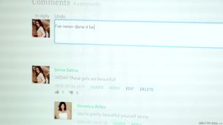 Jenna Sativa, Veronica Avluv I'm New To This (Amateur porn)-1