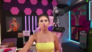 Violet Brandani mUGo9b8k1o04xm5Rn4cJNmv0mRObxCBx-0