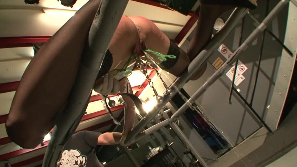 Der Schwarze Dorn - Maso Girl (2017) Spanking