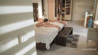 Gia Tvoricceli Welcome to the Neighborhood! (POV)-1