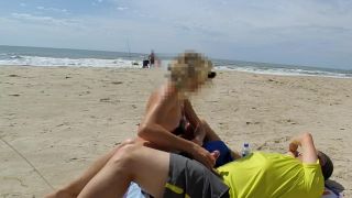 G08441 Real Amateur Public Handjob Risky On The Beach People Walking ...-2