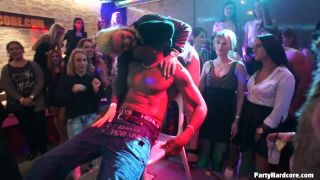 Party Hardcore Gone Crazy Vol. 33 Part 1 - Cam 1-3