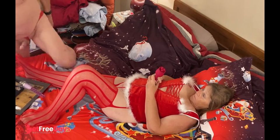 Granny Carmen Claus Official Christmas Sex Toy Tester - Fuck Machine 11 24 2024 CAMS5M
