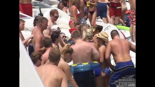 4Kthrowback There s a lot of Partycove craziness on Mr Happy s boat Public!-1