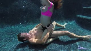 SexUnderwater e1085 Noodles pt 2   Annika Eve (mp4)-6