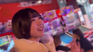 FC2PPV 4665220 4/29迄990pt♡　【新卒23歳ムスメ/発情マ〇コ】遊園地のスレンダーボディー痙攣しまくり！忘れずに激しいバイブ、最後に膣奥に種付け！-1