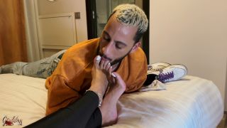 [K2S.CLUB] Kiffa Feet - Goddess Kiffa Lazy Fan Stinky Feet worship - FullHD 1080P-6