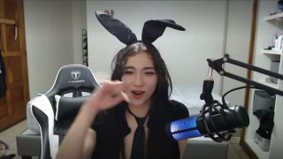 Silver Riot Mature Streamer Silver Riot Masturbates During Live-9