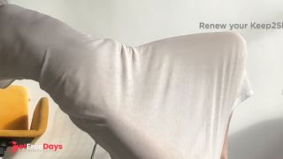 check the dress for durability-8