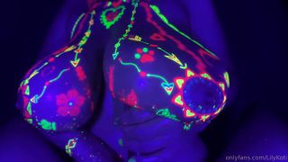 Lily Koti Cosmotits from Another Planet-5